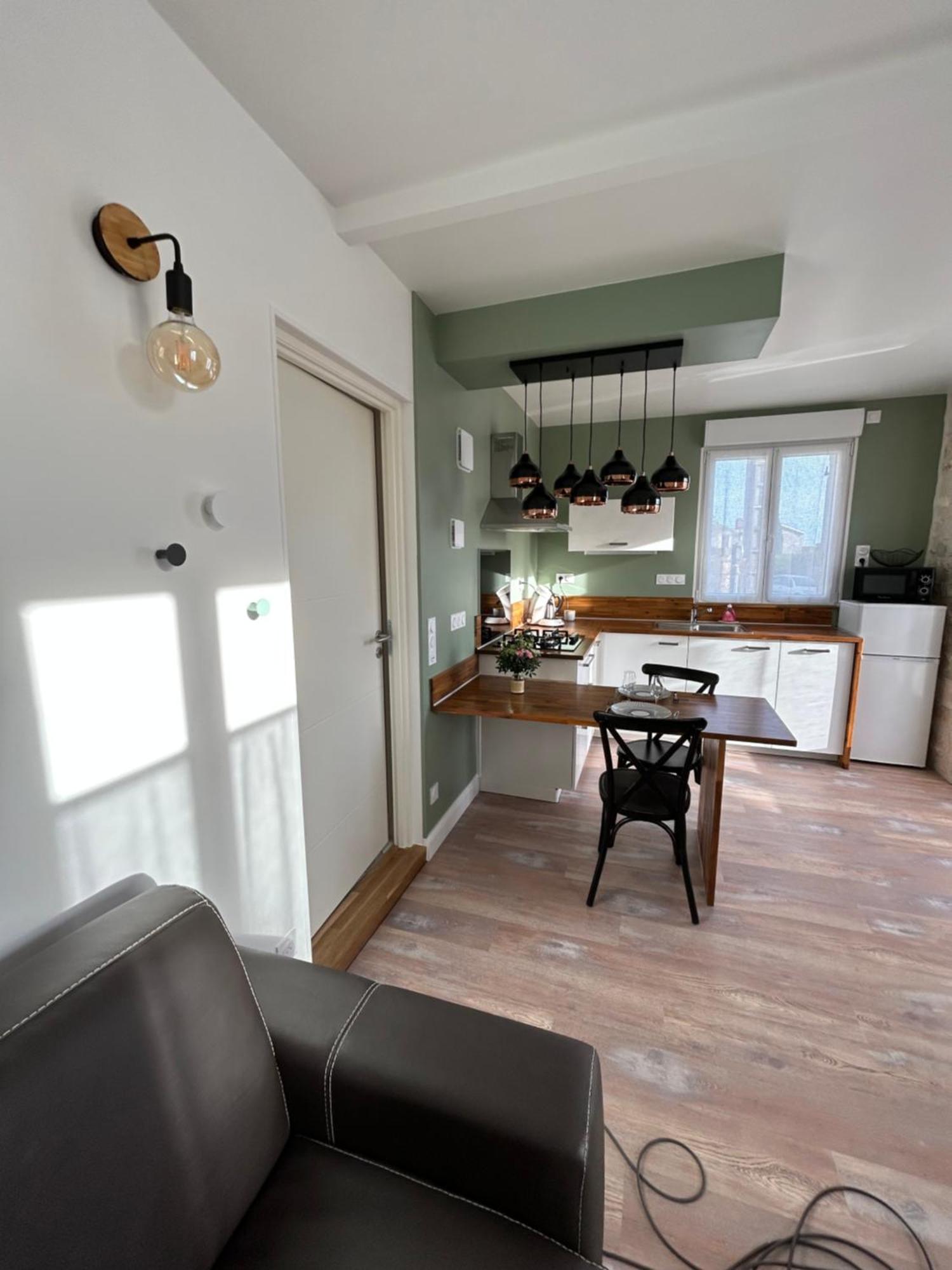 T2 Renove Proche Des Arenes Apartment Saintes Ngoại thất bức ảnh